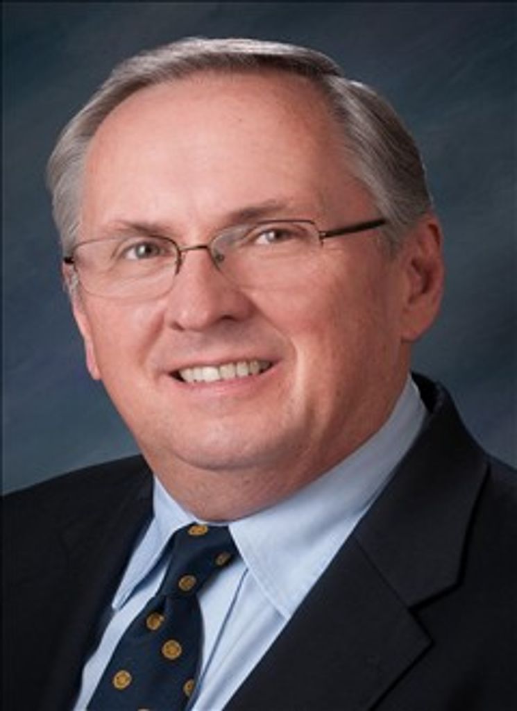 Steven D Long