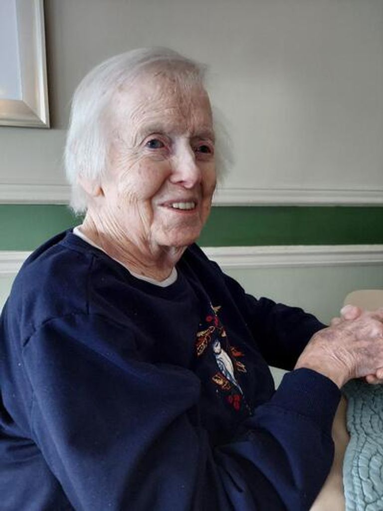 Elizabeth L. Carrow Profile Photo