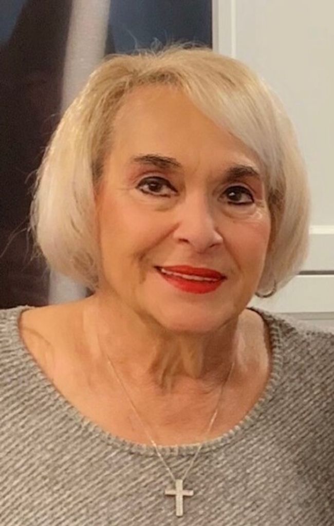 Caroline (Kindinis) Badurik Profile Photo