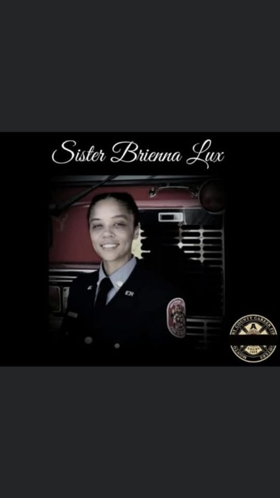 Brienna Lux Profile Photo