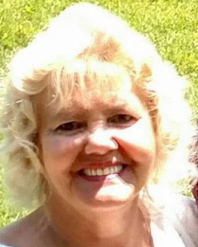 Evelyn Carol Hill