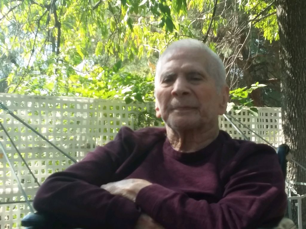 Roland Espinoza Profile Photo