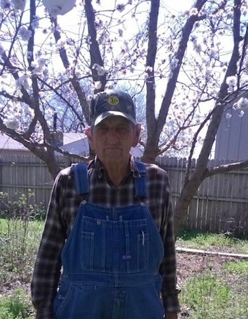 Clifton Mack "Cliff" Cartmel Profile Photo