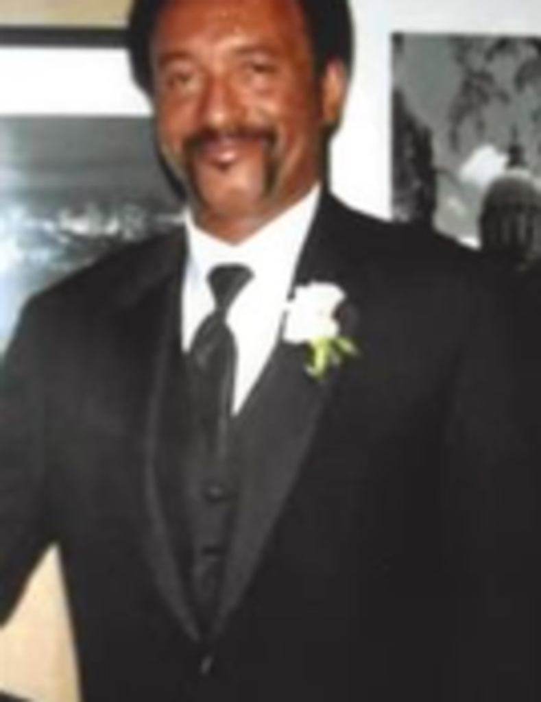 Mr. Lincoln Lloyd Douce