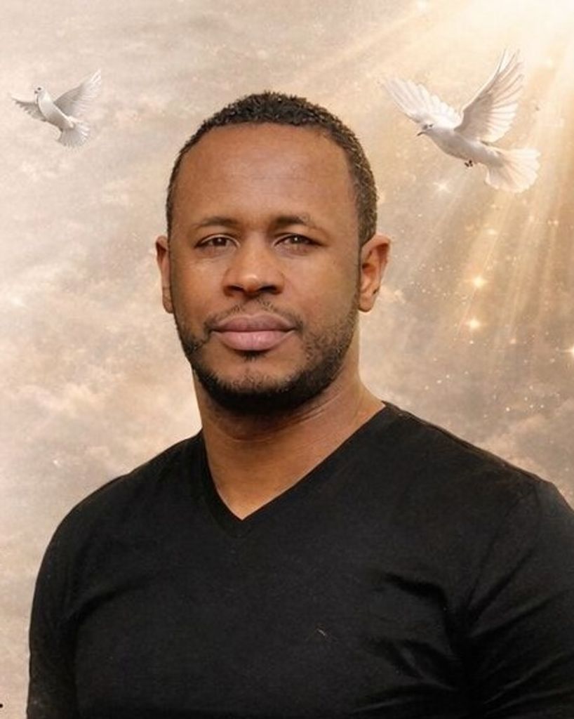 Flavio Tavares Profile Photo