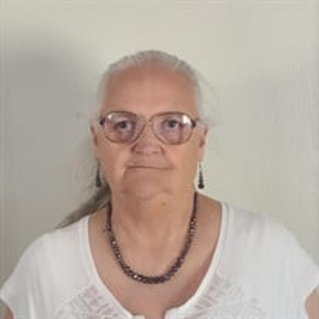 Marcia Robitaille Profile Photo