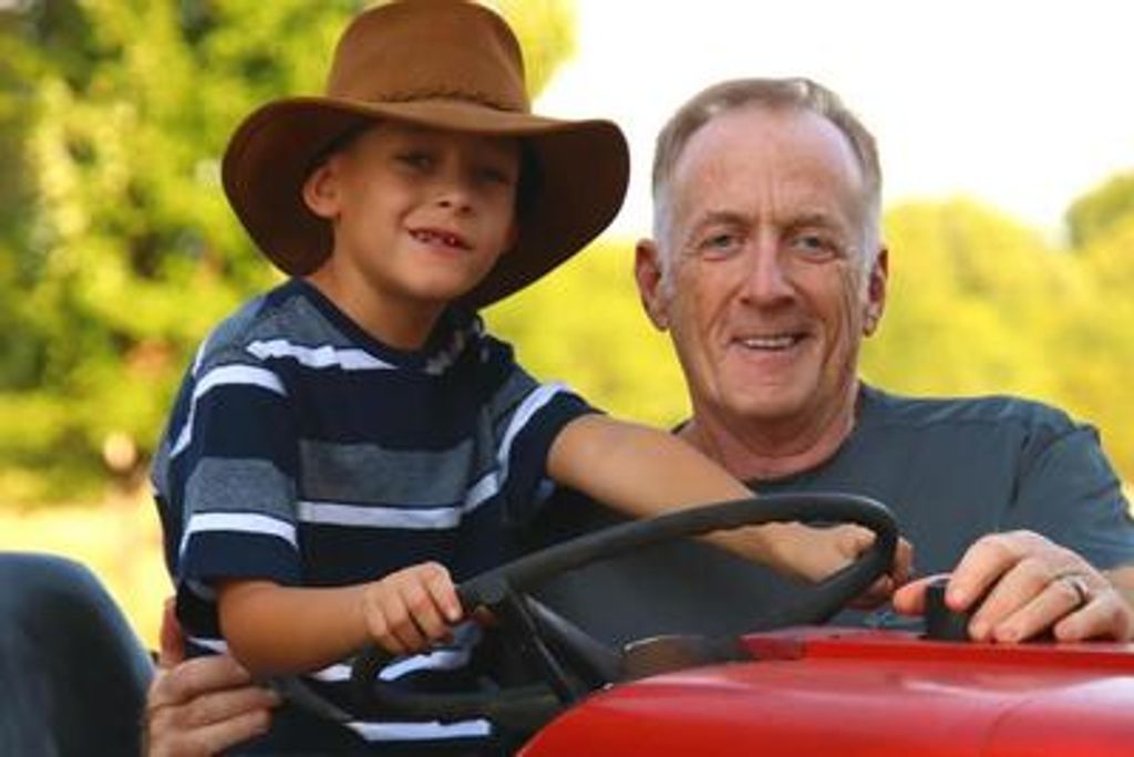 Berry Leighton Dennis Profile Photo