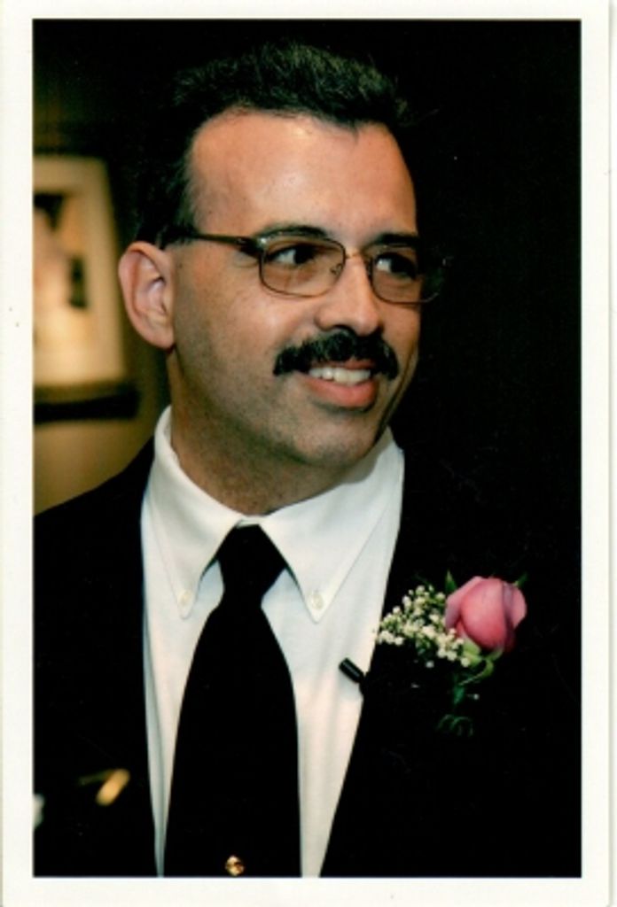 Robert J. Lombardo Profile Photo