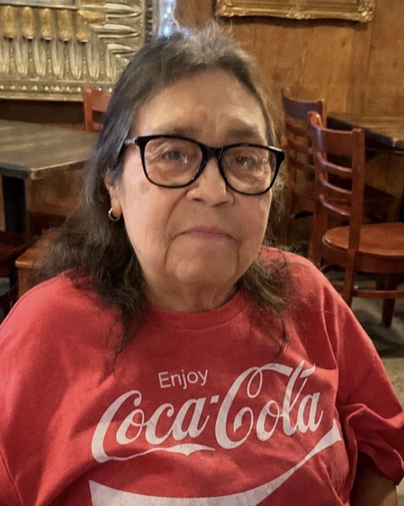 Julia P. Flores Profile Photo