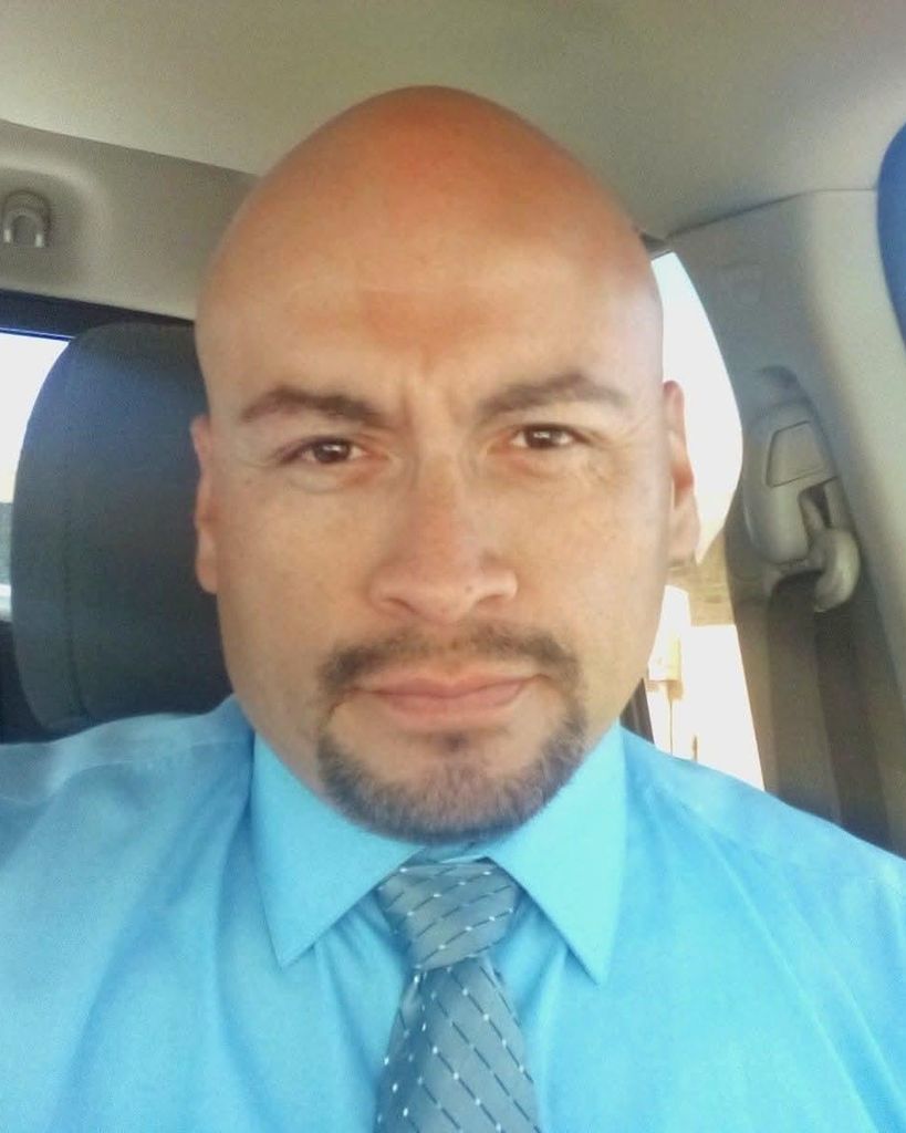 Henry Hernandez