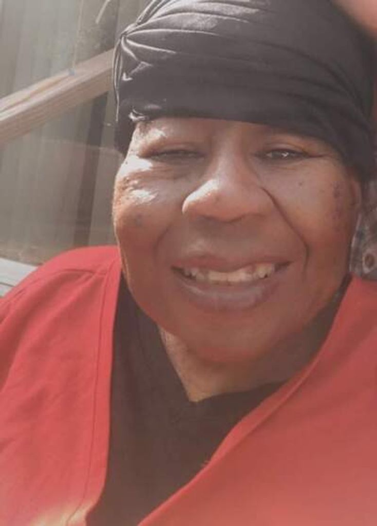 Ms. Earlene Mclaurin