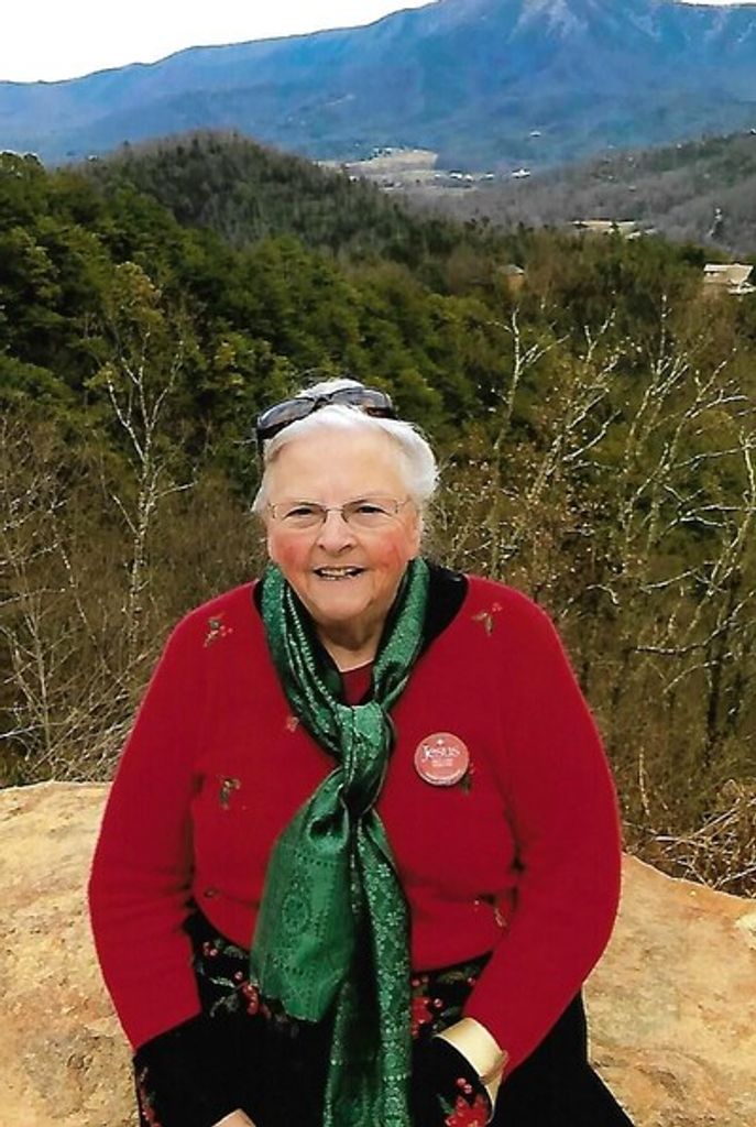 Woodie Carole Roush Profile Photo