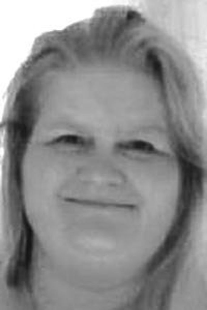 Carolyn Walls Profile Photo