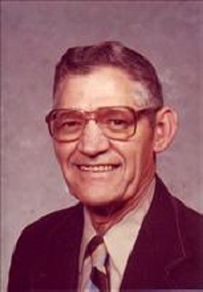 Robert "Lonnie" May