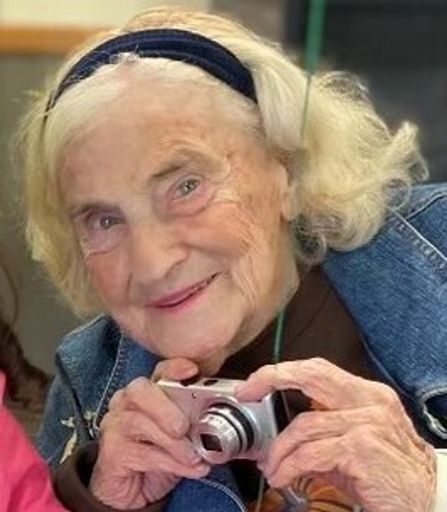 Shirley Spradling Profile Photo