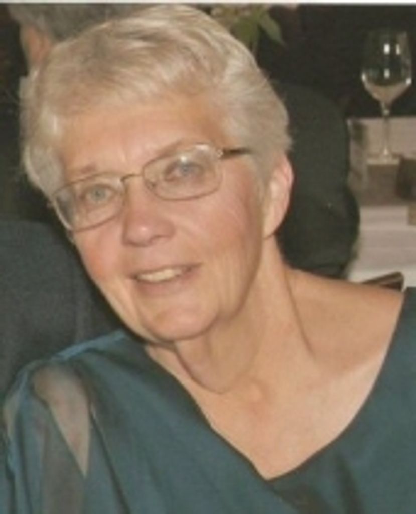 Janice M Hulita