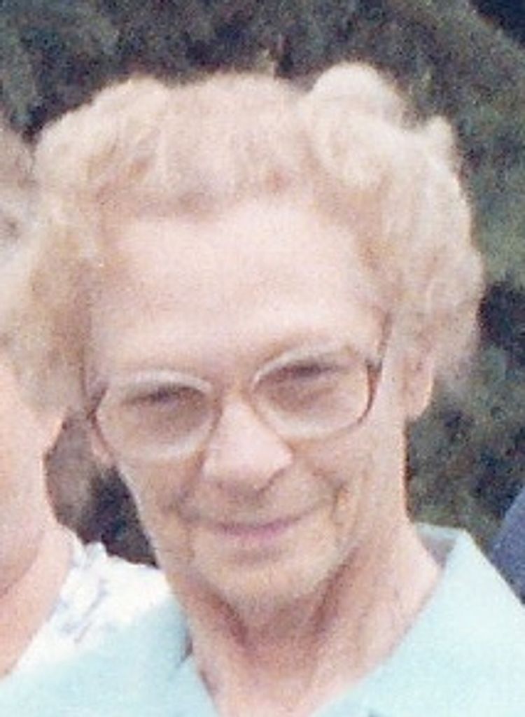 Esther Pilz