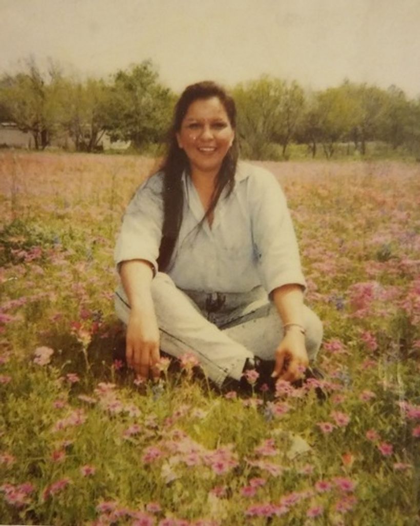 Rachel Cisneros