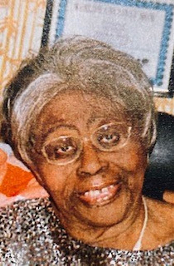 Sarah F Davis
