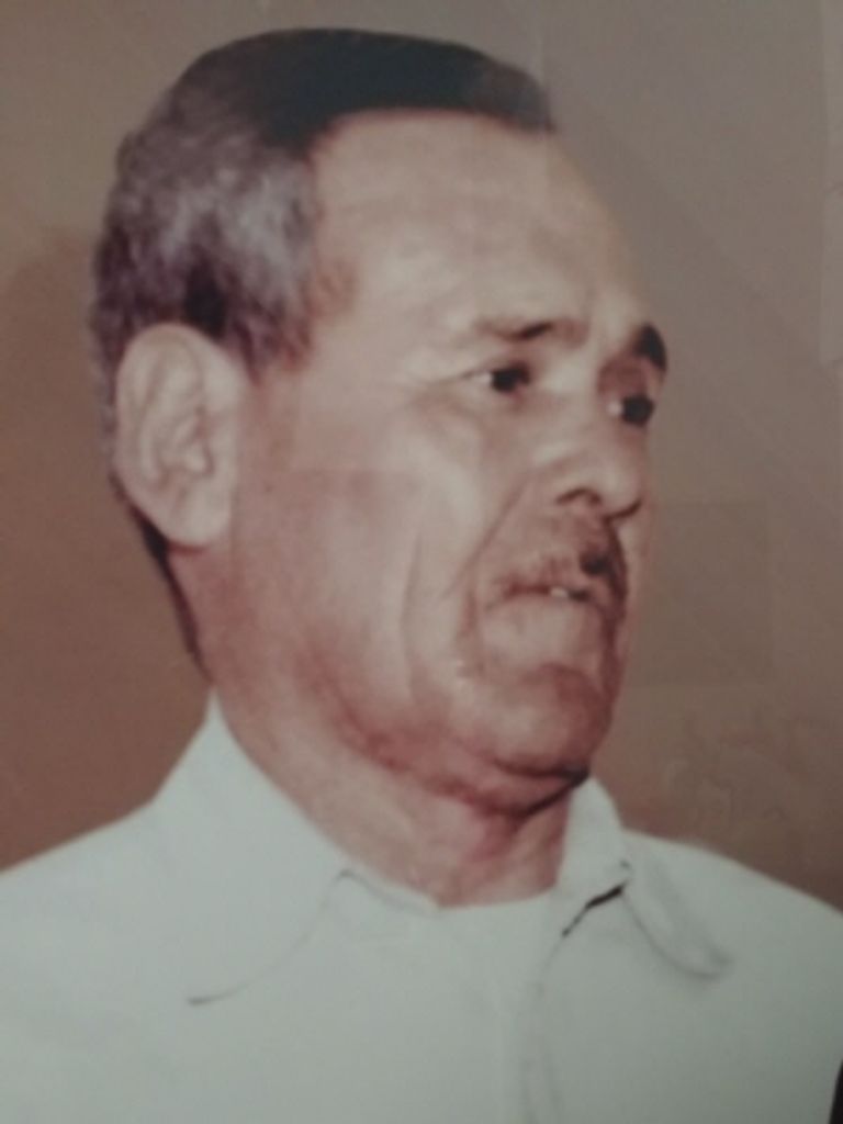 Miguel Acosta Profile Photo