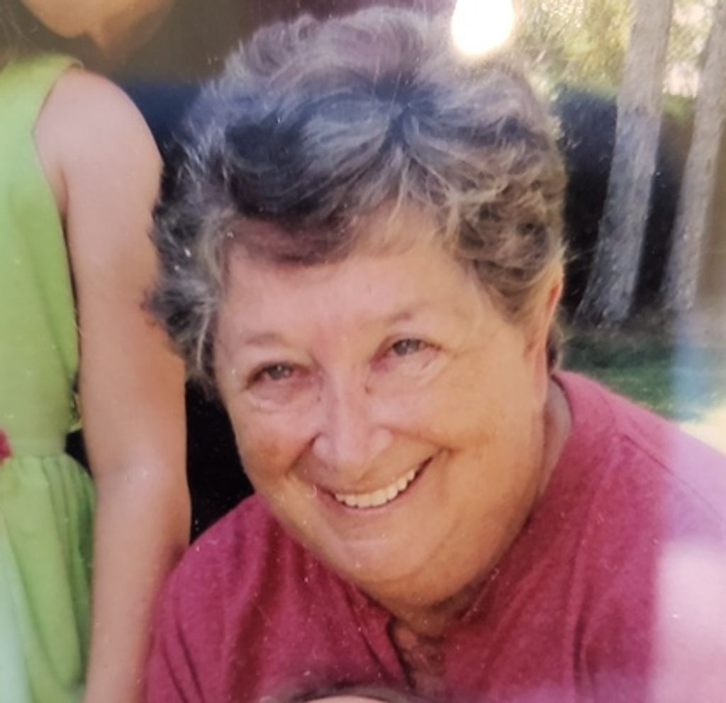 Harriet Nolan Profile Photo