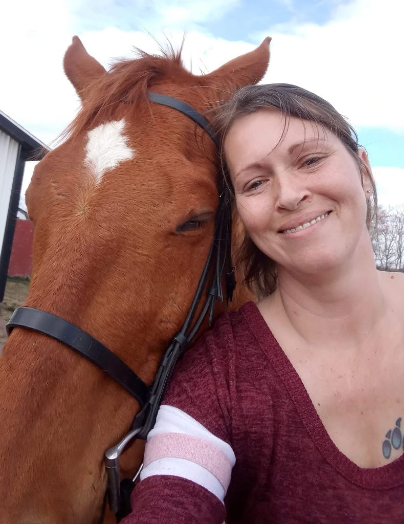 Julie May Jackowski Profile Photo