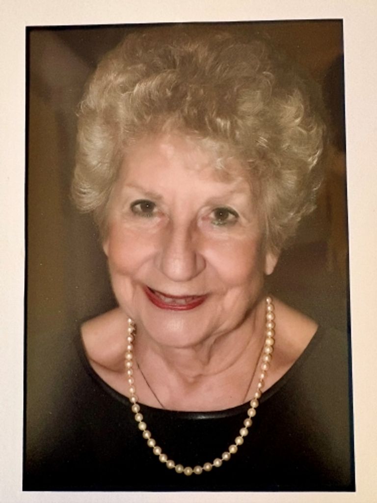 Lorraine Kalfayan Marina Profile Photo