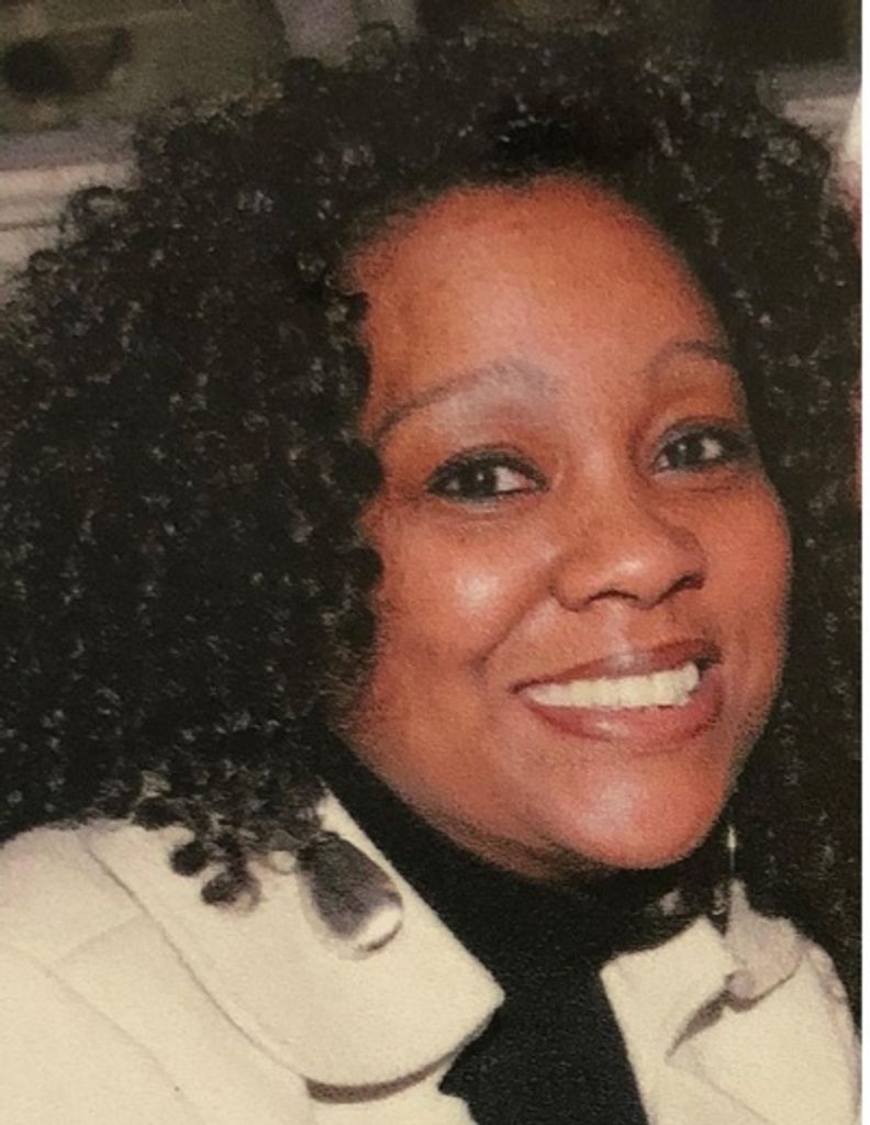 Stephanie Marie Holly