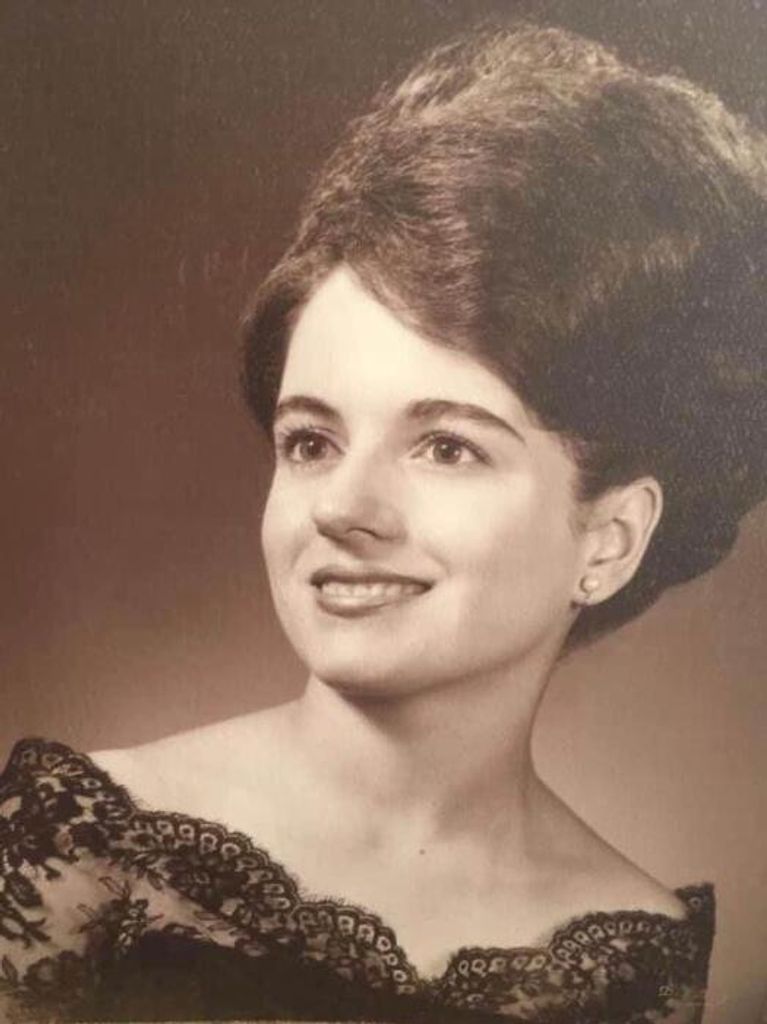 Phyllis (Ramos)  Piasecki