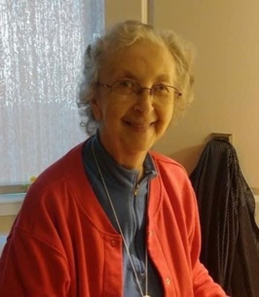 Delores Schmidt Lutz Profile Photo