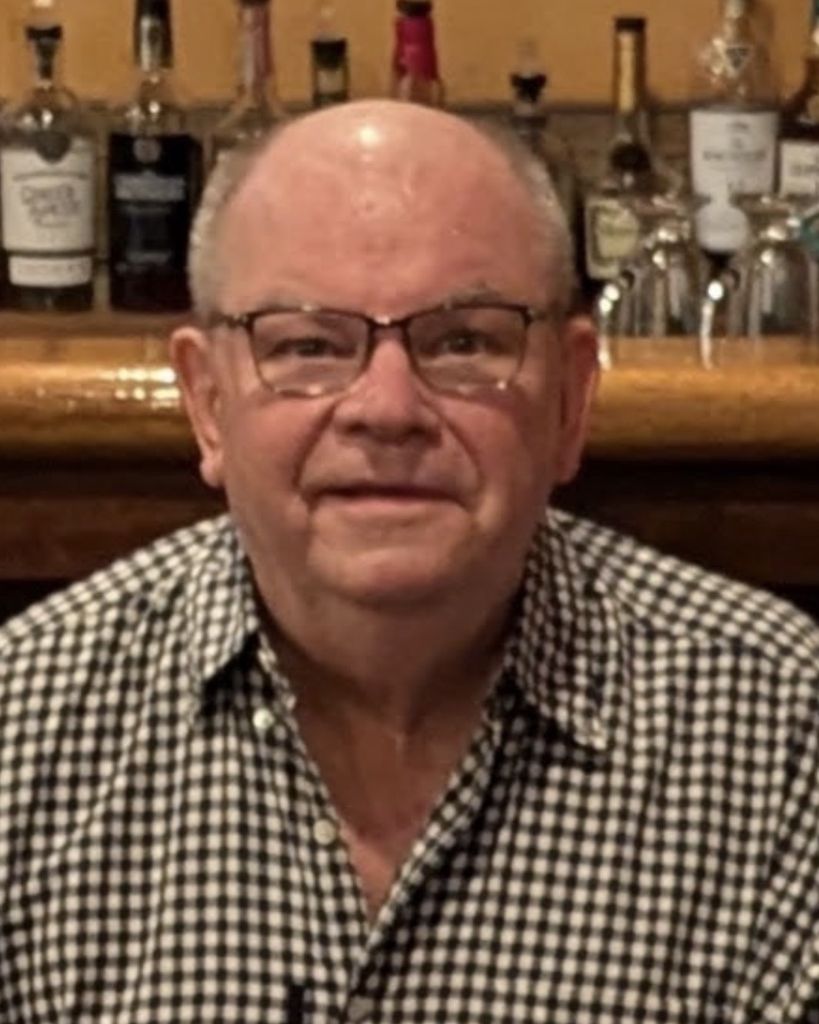 Leon M. Mackiewicz Profile Photo