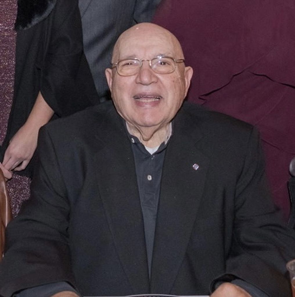 Mr. Mario Santamaria Profile Photo