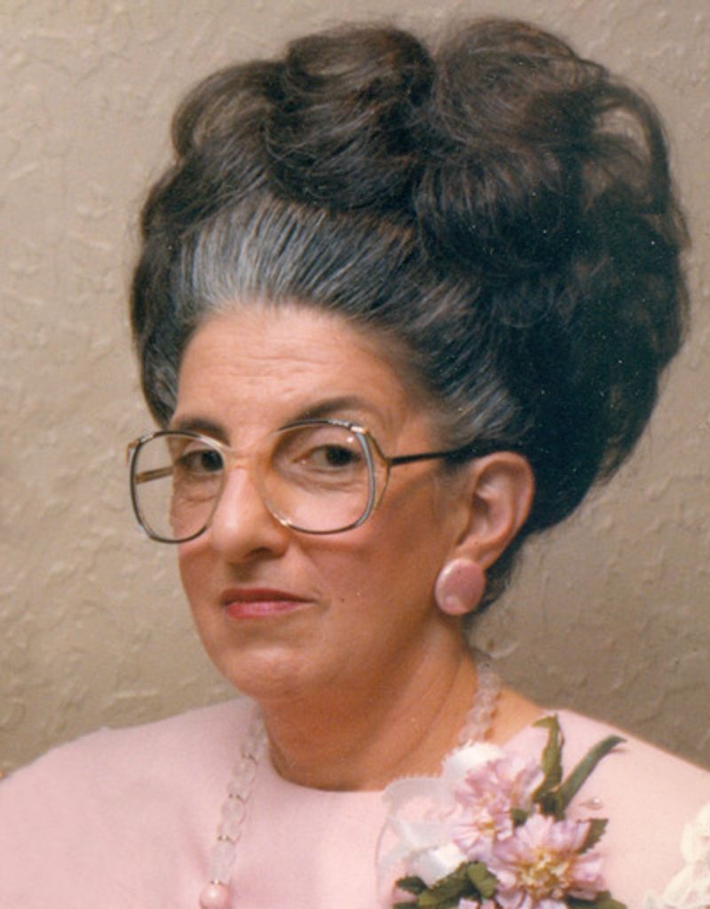 Esther Saladino Mcmurray Profile Photo
