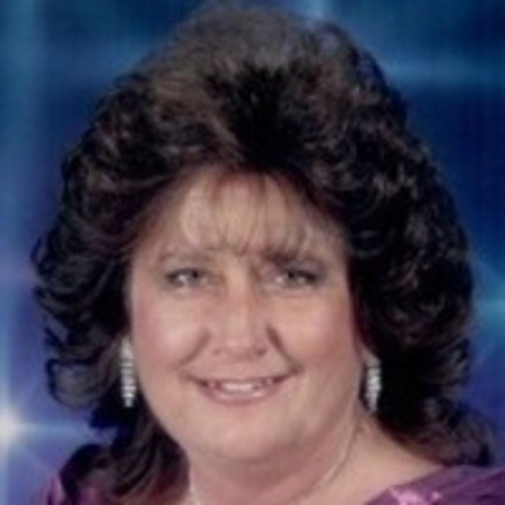 Holly L Lombardi (Vanburen)