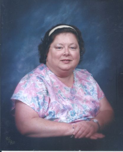 Carolyn Sue Barrow photo gallery thumbnail 1 of 41