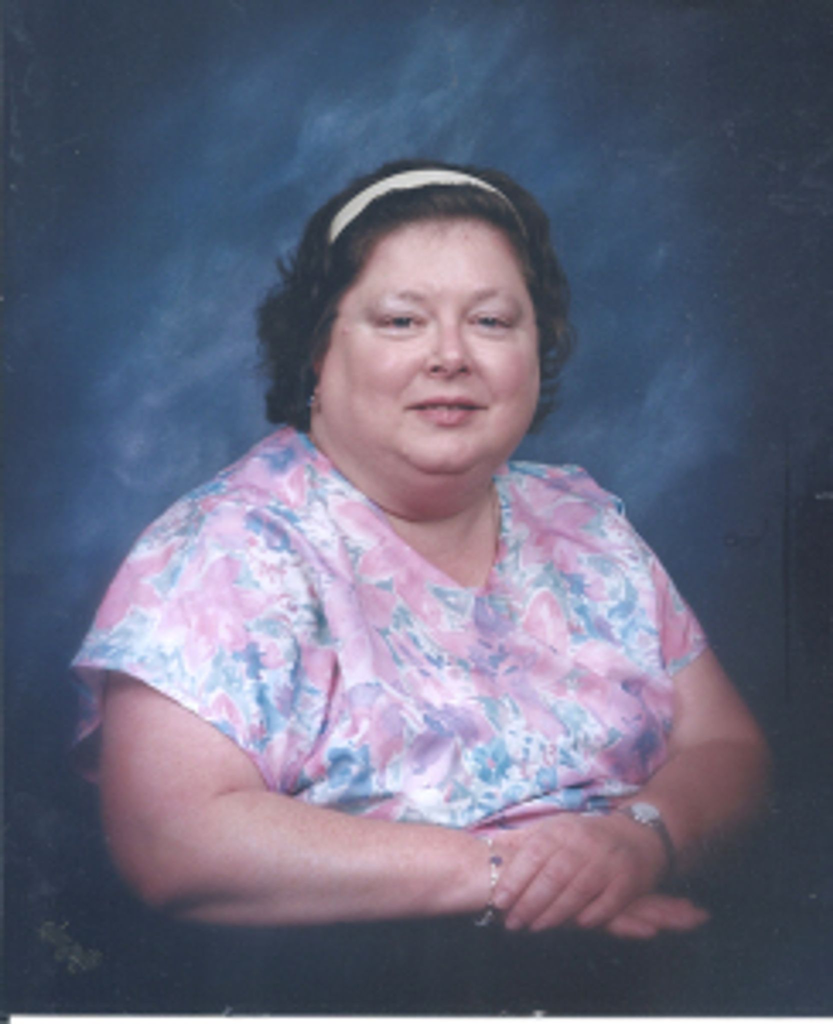 Carolyn Sue Barrow photo gallery image 1 of 41