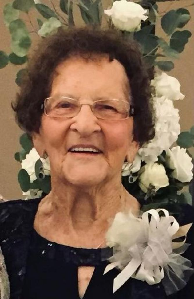 Evelyn Channell Helmly