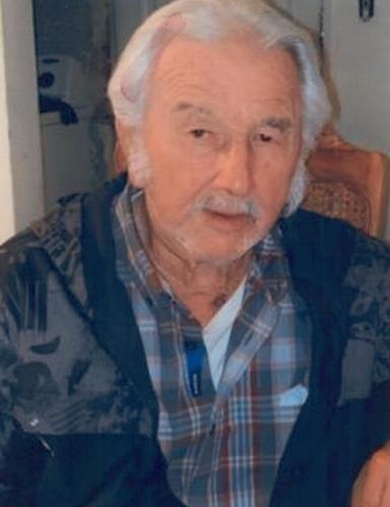 Robert Molina Contreras Profile Photo