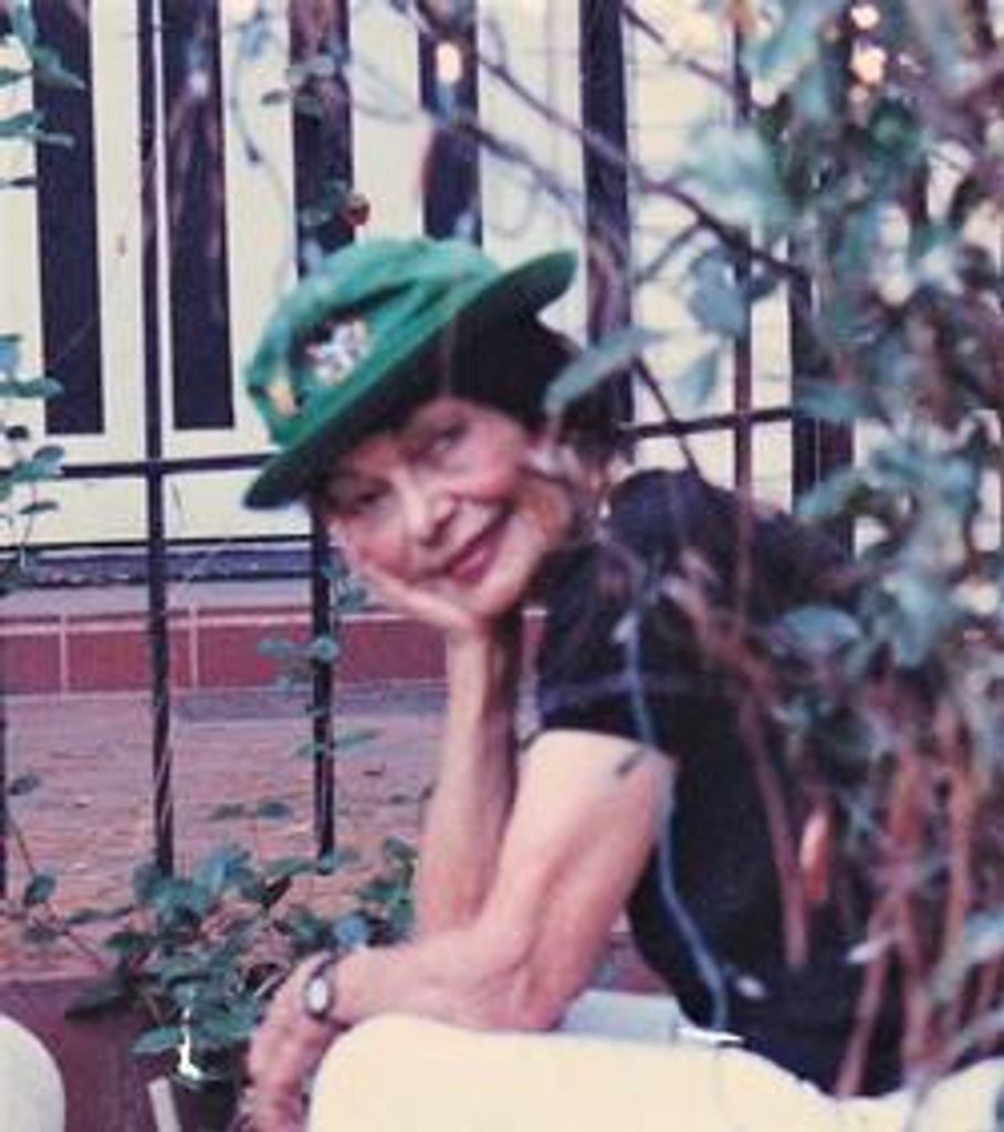 Gloria "Chickie" Morris