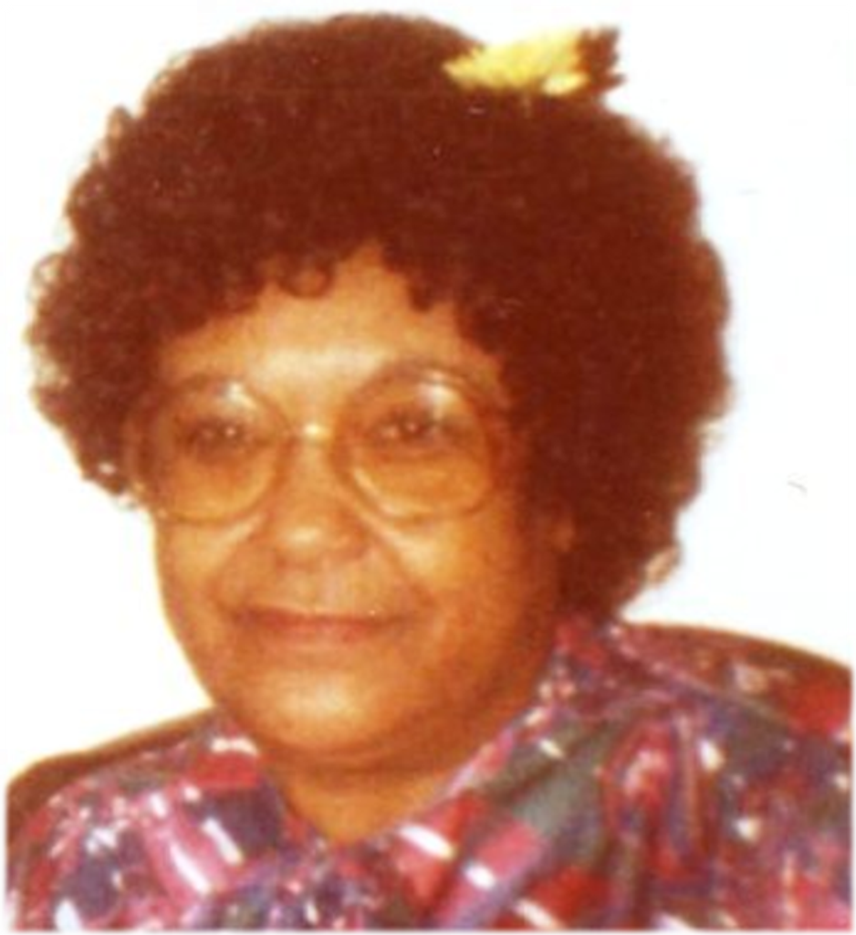 Louise Woody Profile Photo