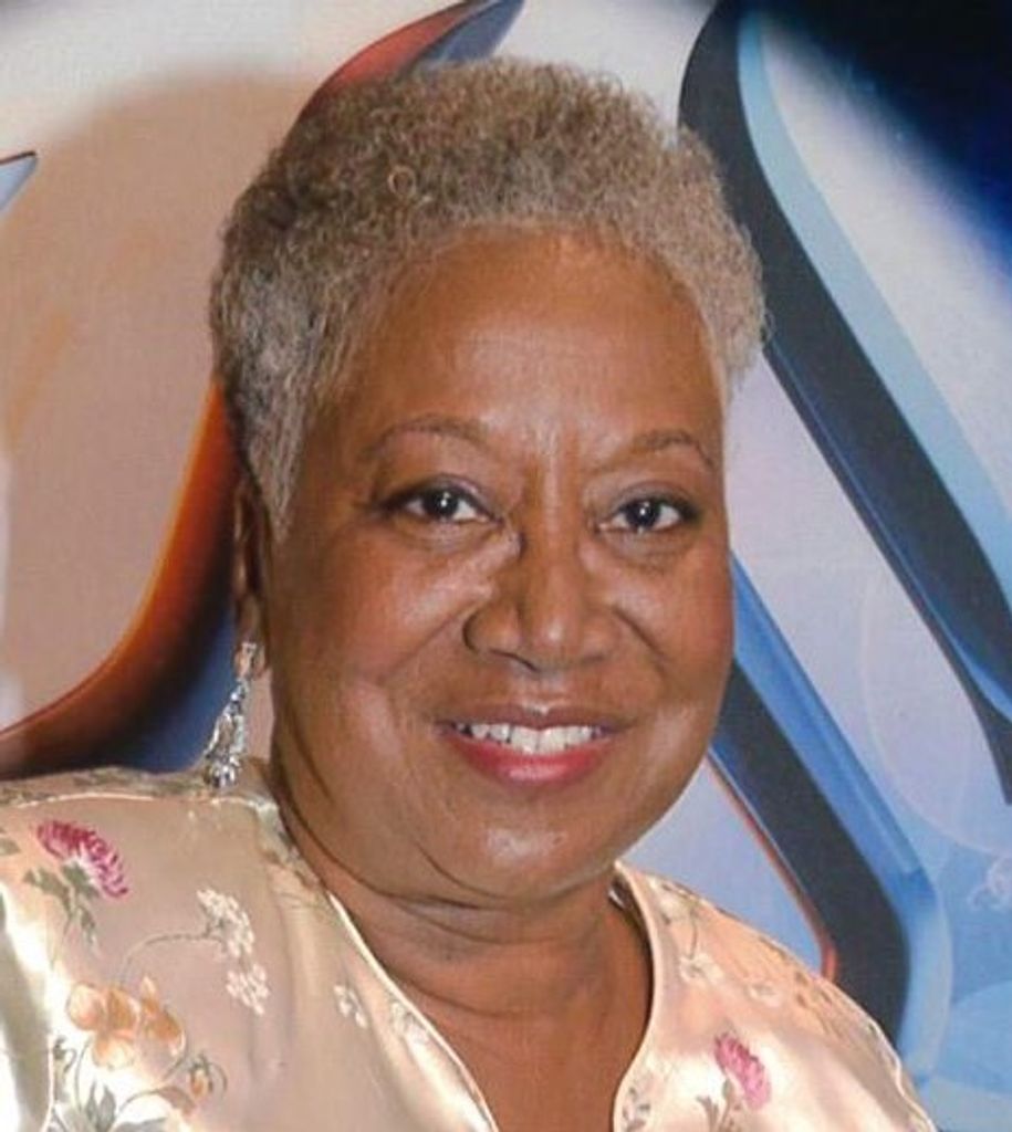 Saundra A Gupton