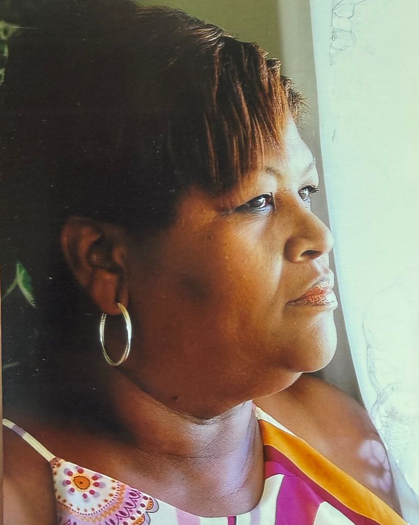 Annie Aaron