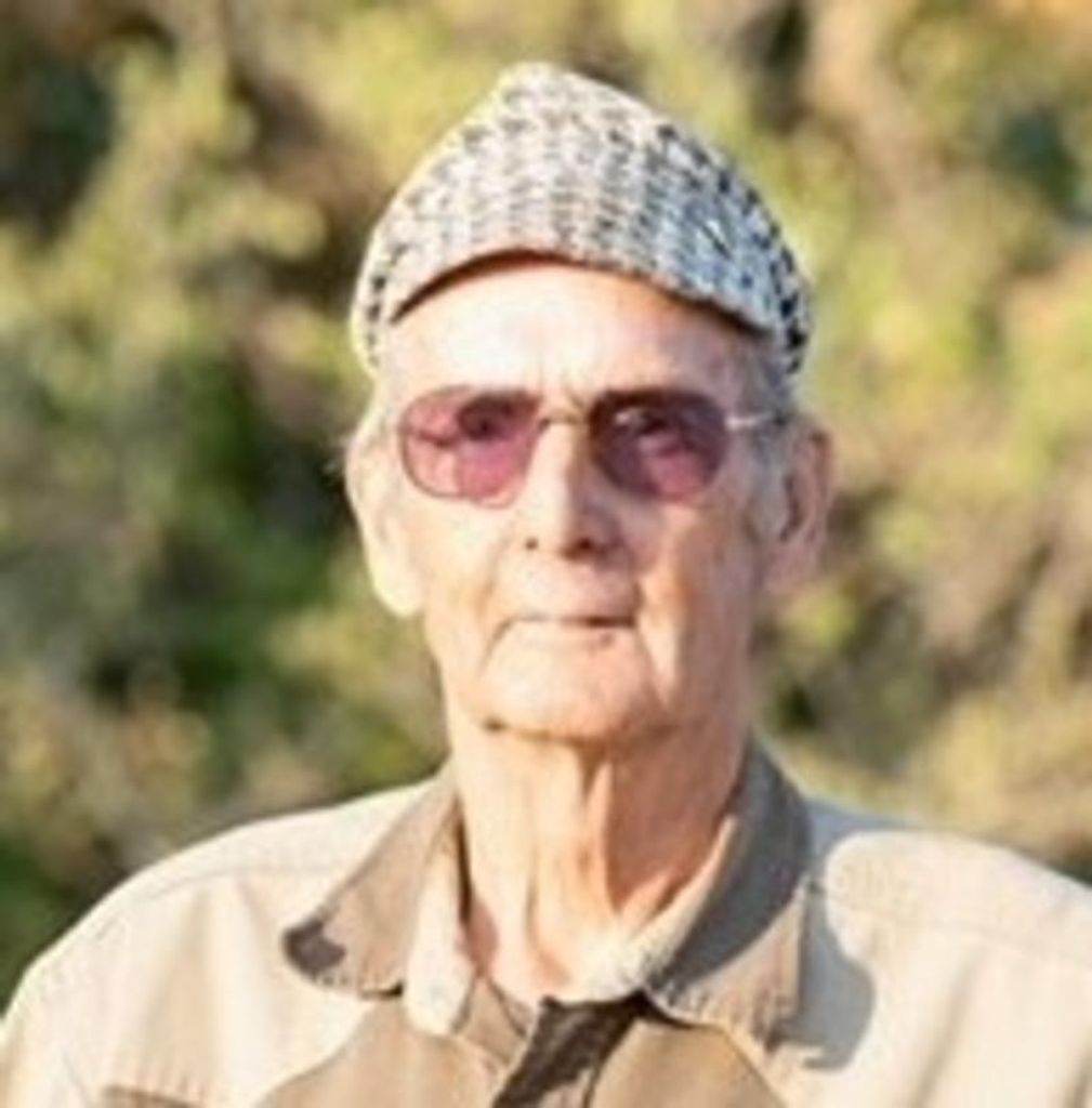 Donald Ray Stock Profile Photo