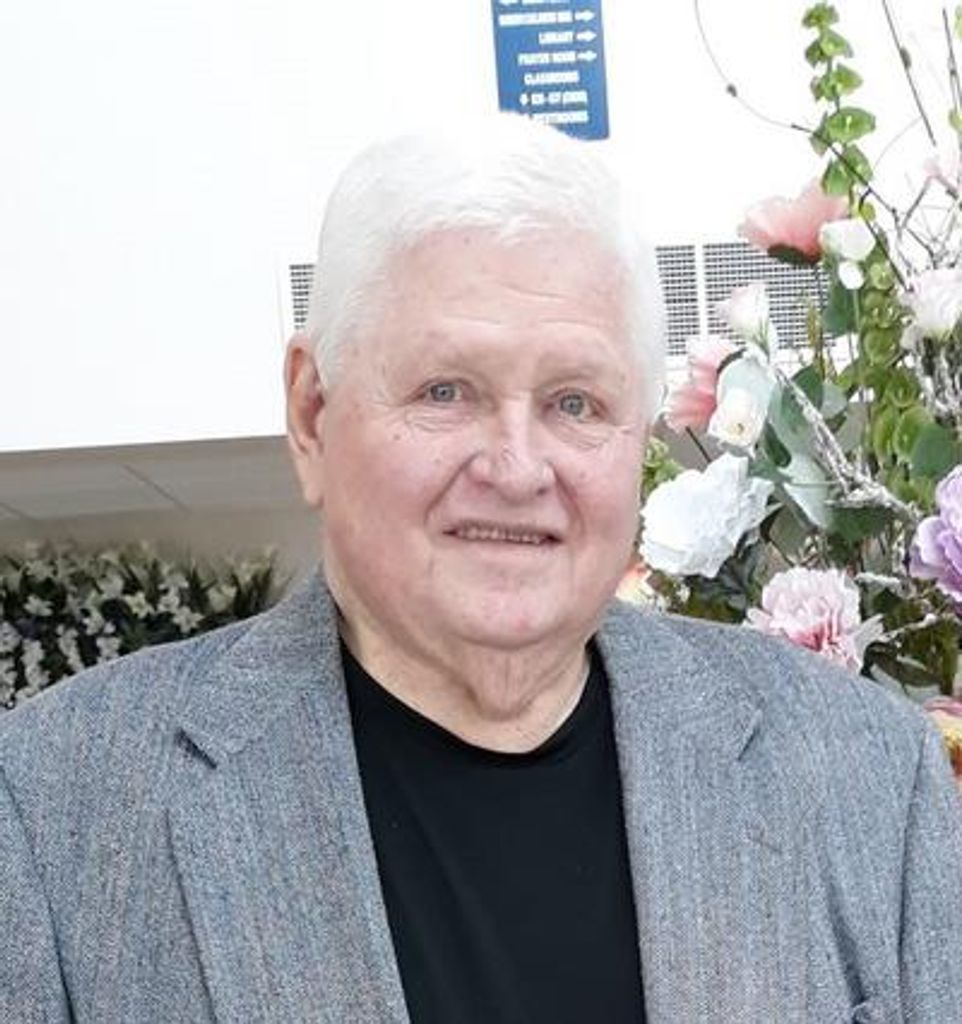 Richard Warren Profile Photo