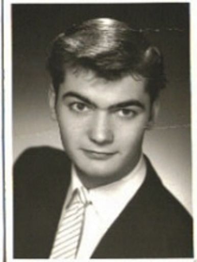 Lee Robbins Profile Photo