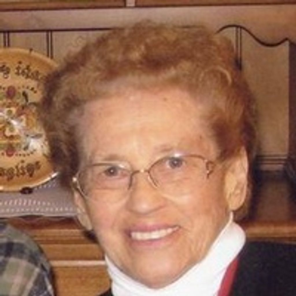 Marilyn  Kolden (Peggy)  Berg