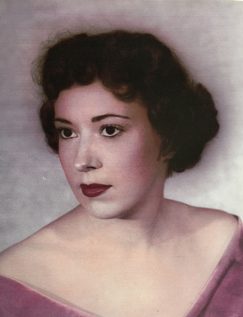 Gloria Costello