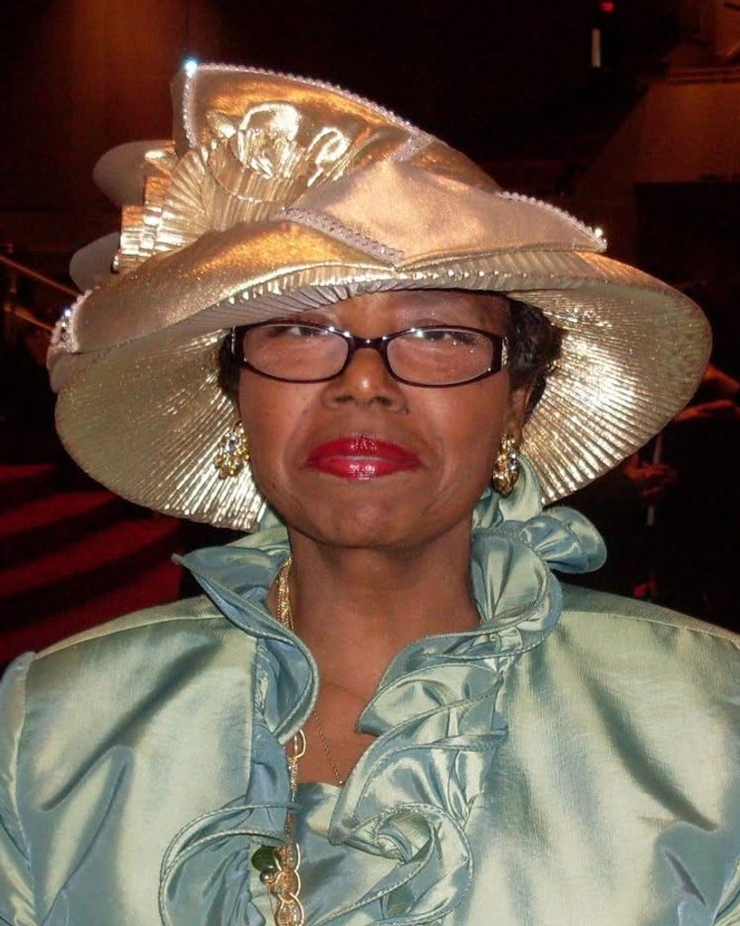 GWENDOLYN CARRAWAY DAVIS Profile Photo