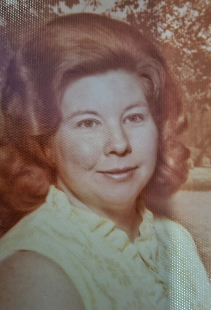 Lois Horton