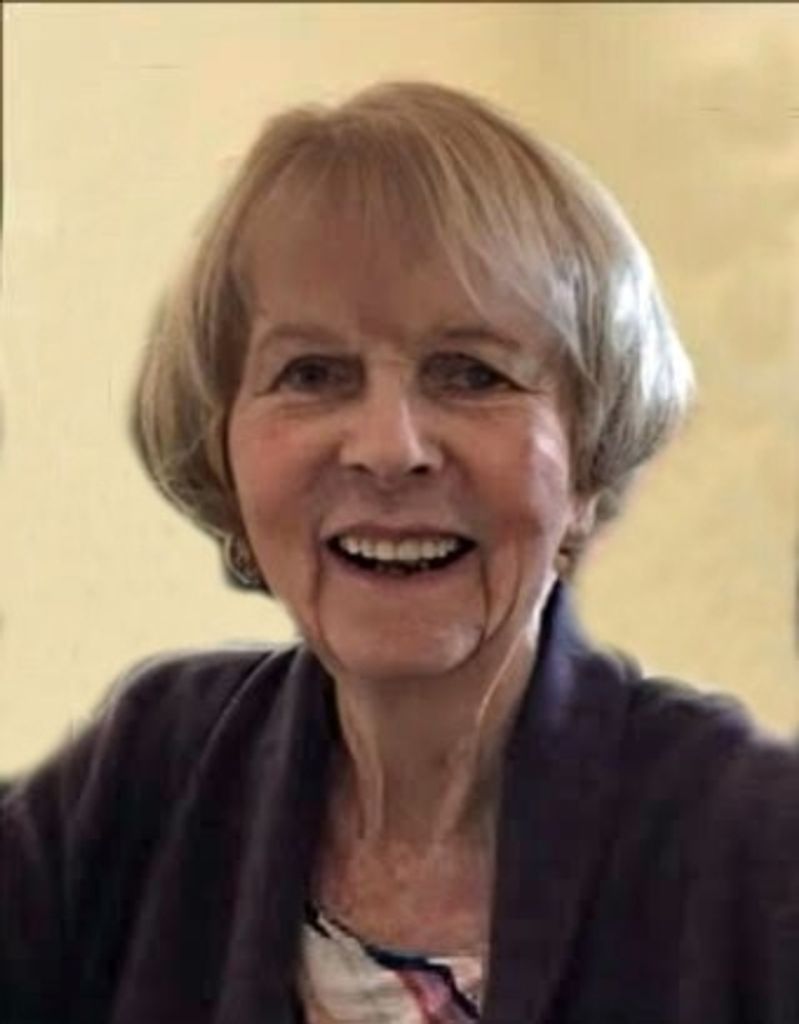 Theresa "Tess" Elliott Profile Photo